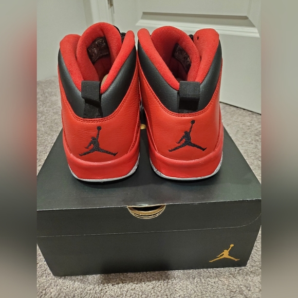 Air Jordan 10 Retro B.O.B. - Picture 4 of 7